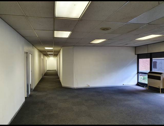 426M² OFFICE TO LET IN ALRODE